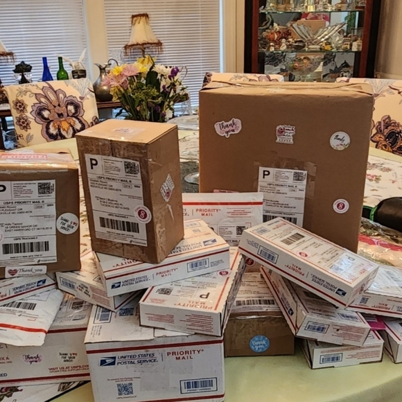 LIKE TO BE NOTIFIED WHEN I GO LIVE!! - Picture 8 of 11